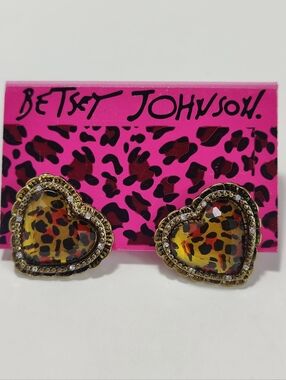 Betsey Johnson Leopard Heart Earrings Gold Tone Crystal Trim Post Back Statement